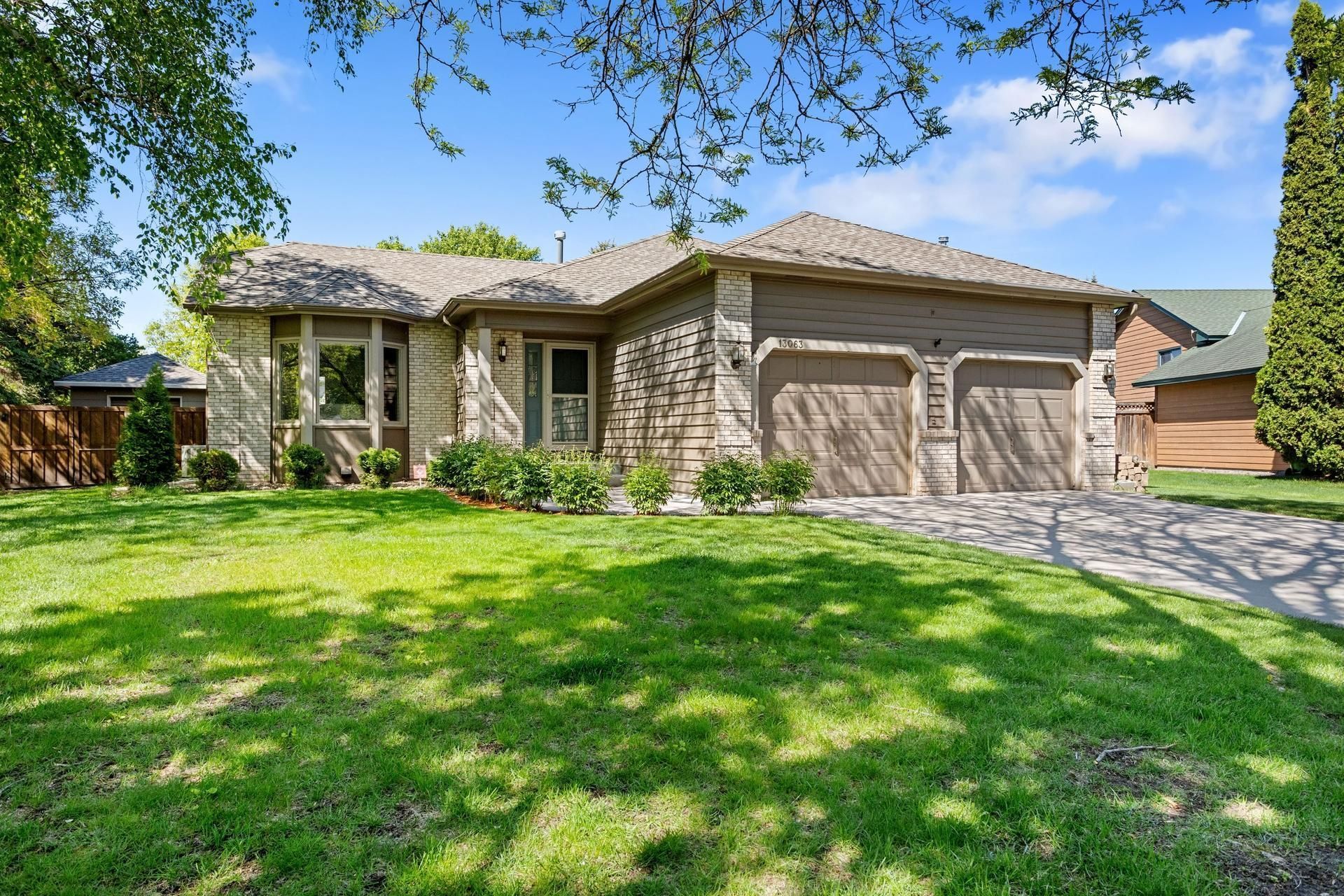 13063 Arrowhead Street NW Coon Rapids, MN 55448