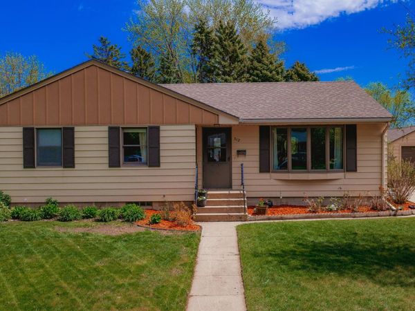 512 18th Street N, Benson, MN 56215