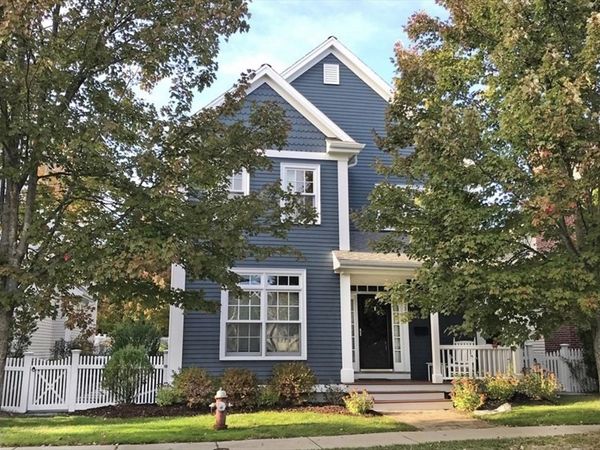 3 Maple Street, Unit 3, Medfield, MA 02052