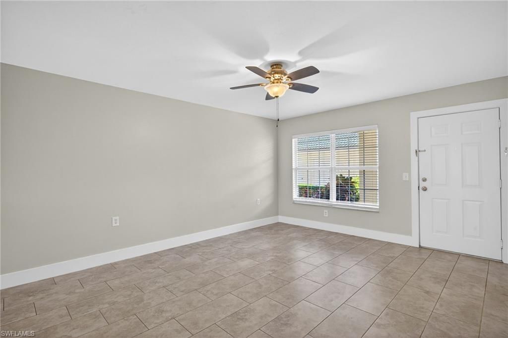 4910 Cougar Ct N, Unit 1-103, Naples, FL 34109 Photo