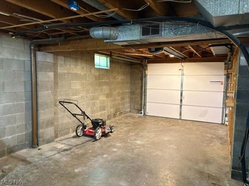 12900 Sunset Circle NW, Uniontown, OH 44685 Photo 15