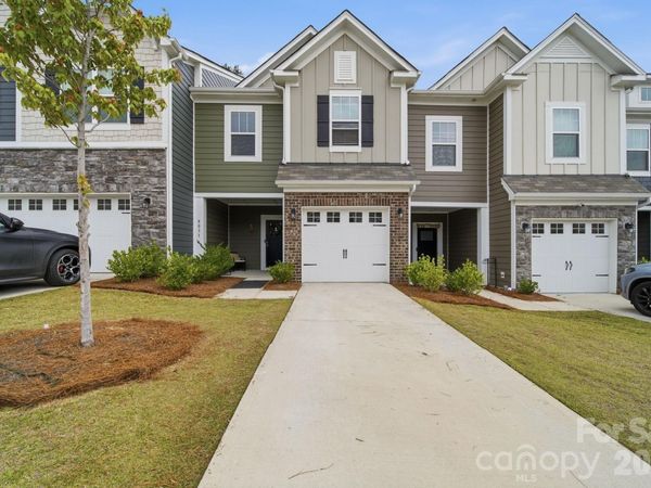 8031 Ramsburg Drive , Charlotte, NC 28269