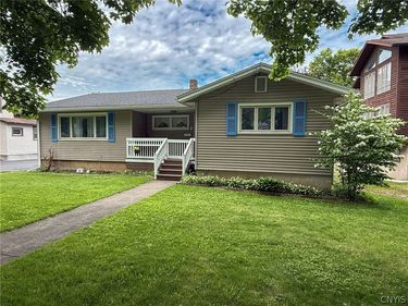 327 N Peterboro Street , Canastota, NY 13032