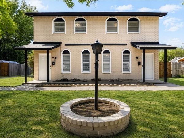 2406 Hollandale Circle, Arlington, TX 76010