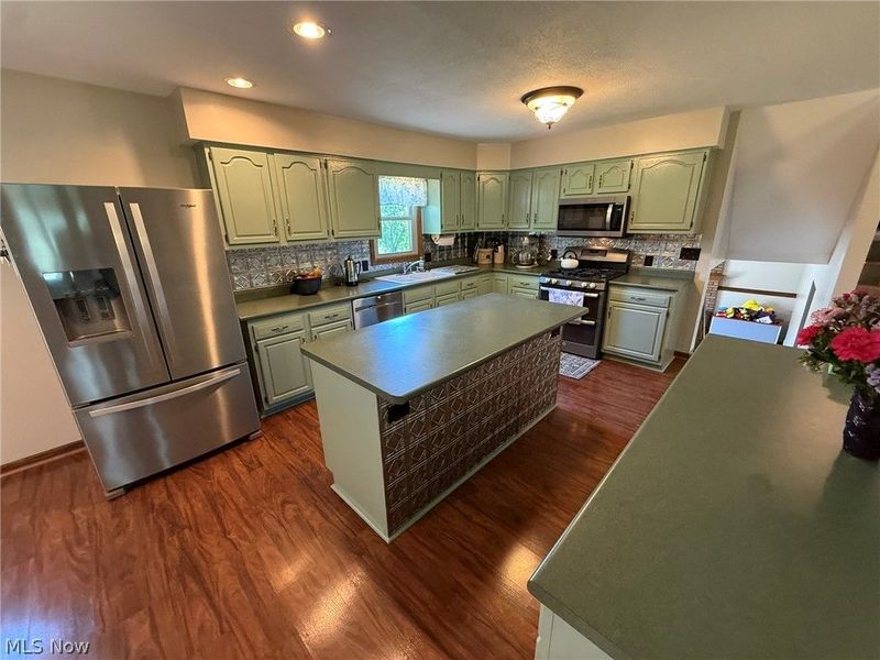 2462 Yorkview Road SW, New Philadelphia, OH 44663 Photo 11