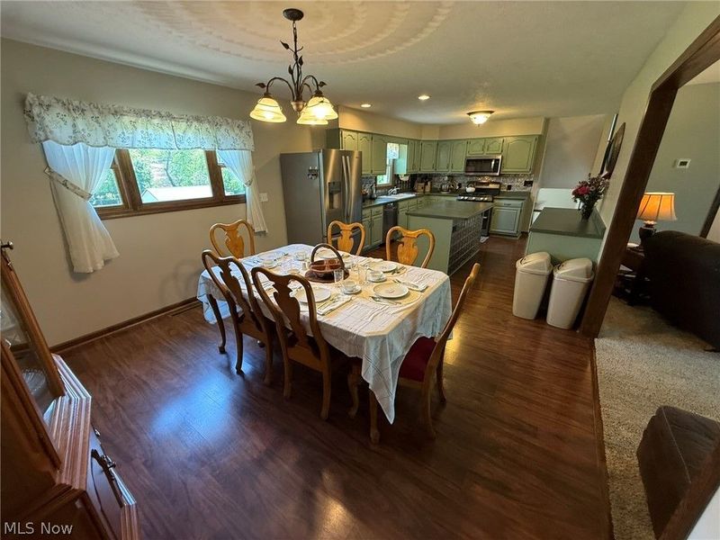 2462 Yorkview Road SW, New Philadelphia, OH 44663 Photo 7