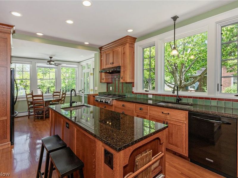 2750 Leighton Road, Shaker Heights, OH 44120 Photo 21