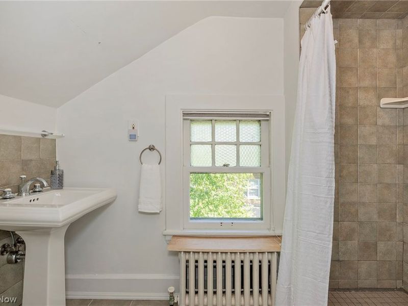 2750 Leighton Road, Shaker Heights, OH 44120 Photo 39