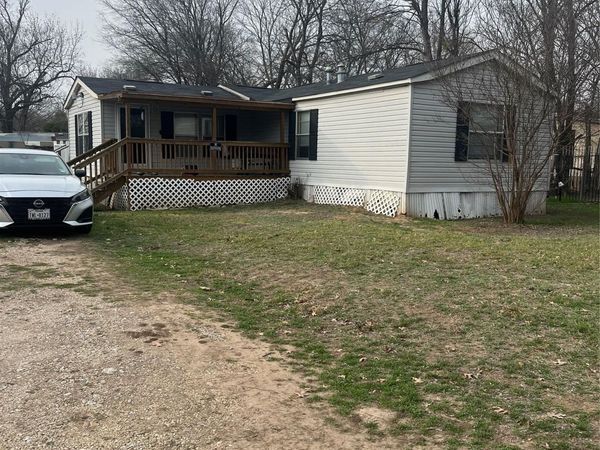 4604 Pimlico DR, Del Valle, TX 78617