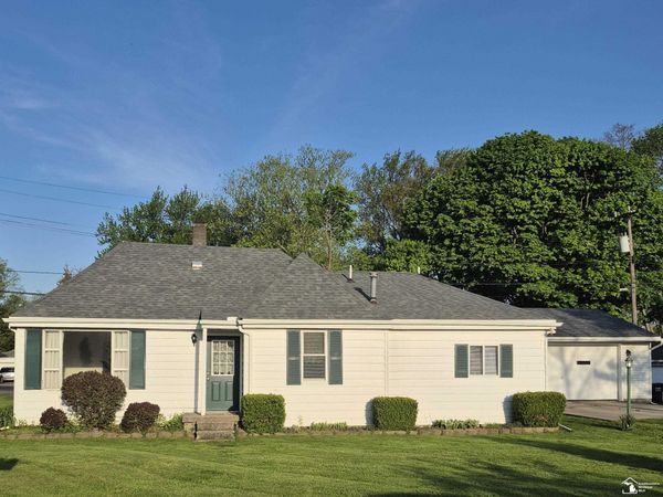 4509 Dixon Road, Newport, MI 48166