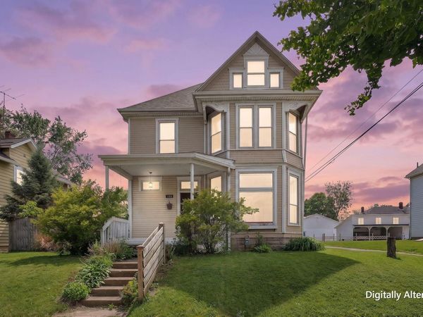 169 S Main Street , London, OH 43140
