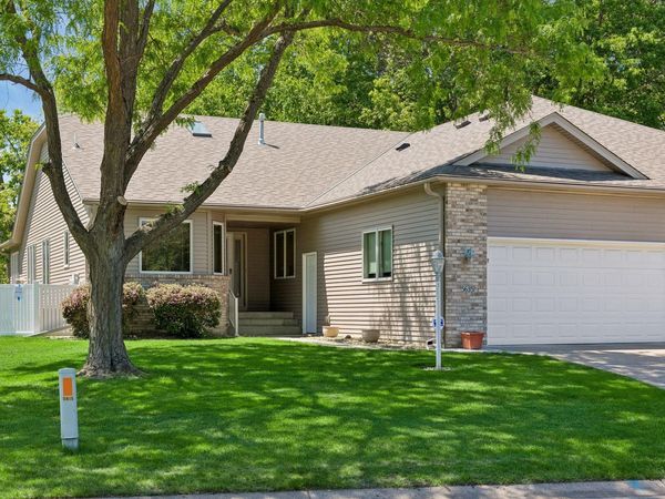 5635 Heather Ridge Court, Shoreview, MN 55126