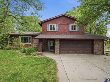7640 South Street , Lincoln, NE 68506