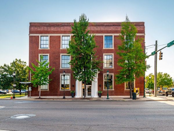 1301 Market Street, Chattanooga, TN 37402