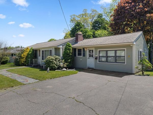 25 Kings Mountain Dr, West Boylston, MA 01583