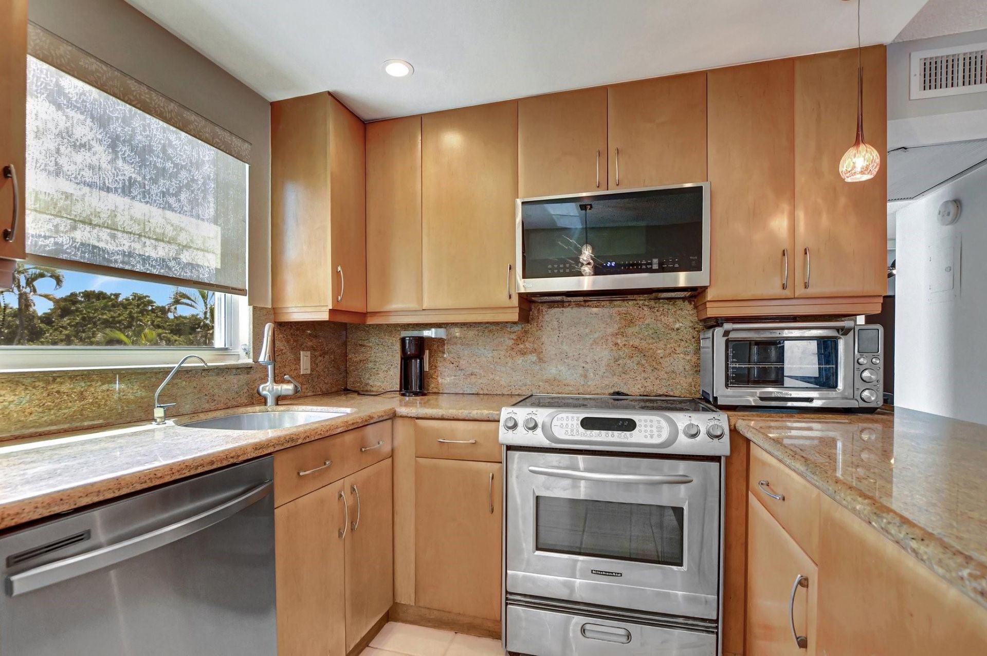 3018 Ashby C, Deerfield Beach, FL 33442 Photo