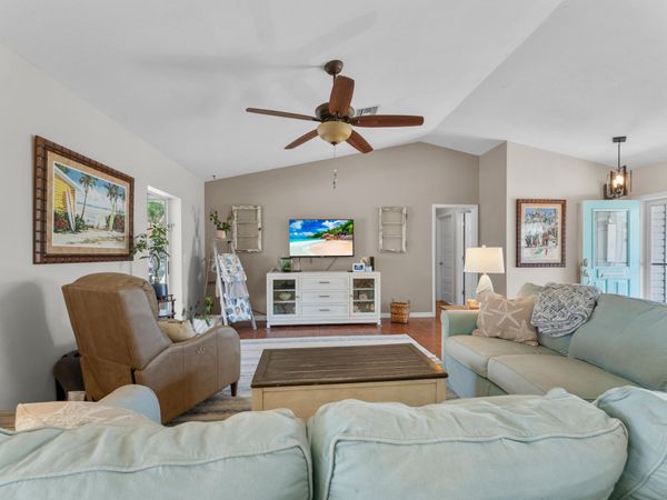 698 Fischer Drive, Sebastian, FL 32958