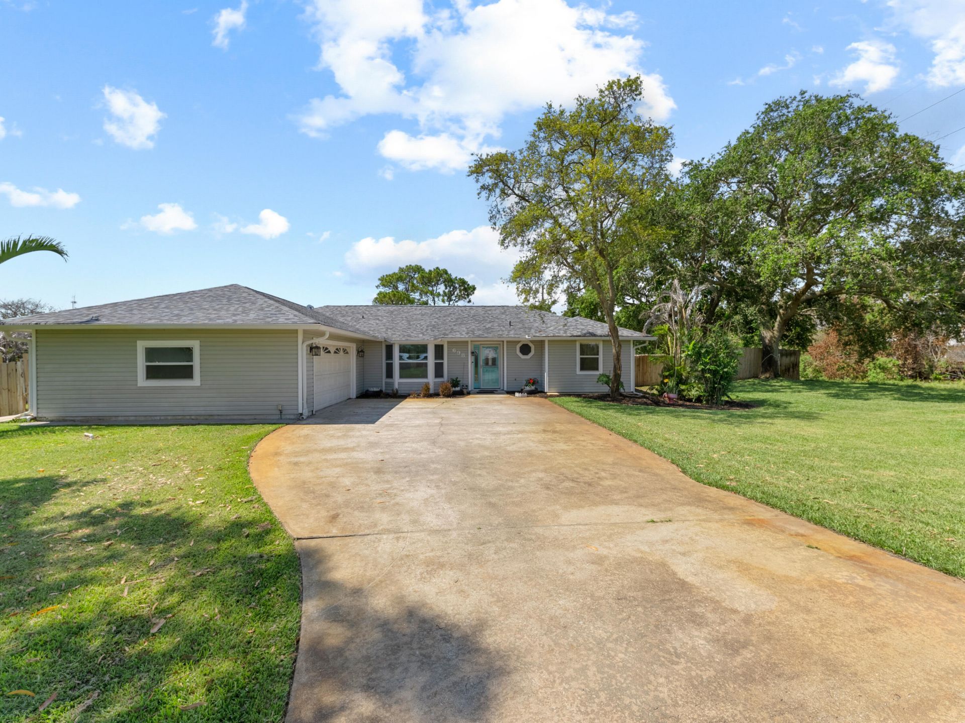 698 Fischer Drive, Sebastian, FL 32958 Photo