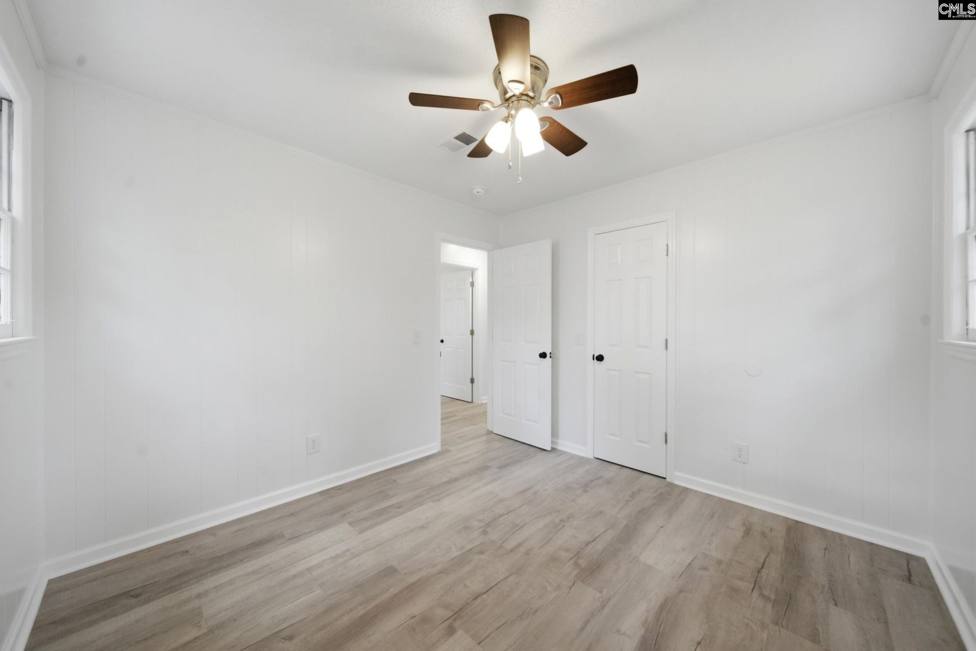 137 Westbridge Road  Photo 14