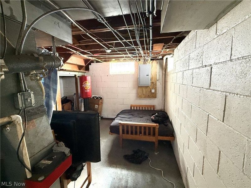 3370 W 128th Street, Cleveland, OH 44111 Photo 7
