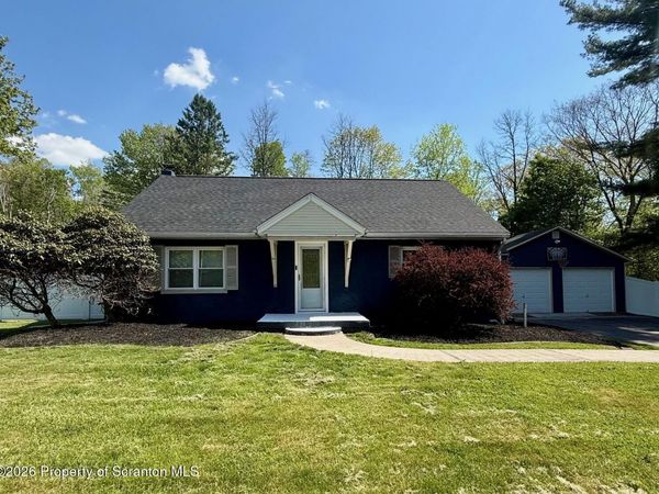 371 Lehman-Outlet Road, Dallas, PA 18612