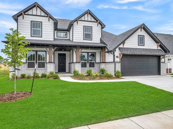 716 Argos Road, Yukon, OK 73099