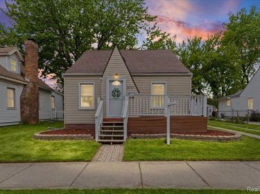 2151 Orchard Street , Ferndale, MI 48220