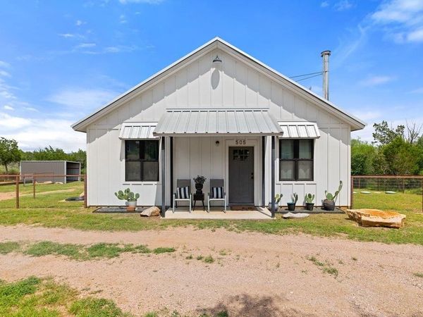 505 Broken Arrow DR , Spicewood, TX 78669