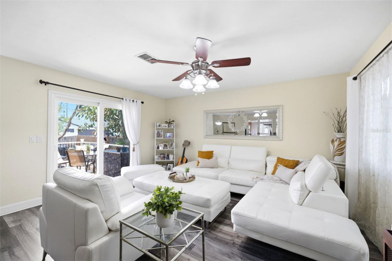 111 69th Avenue N, Saint Petersburg, FL 33702 Photo