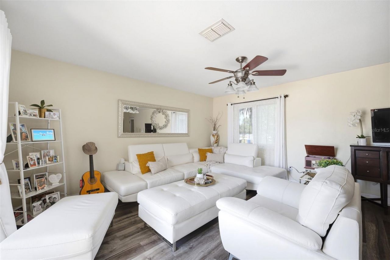 111 69th Avenue N, Saint Petersburg, FL 33702 Photo