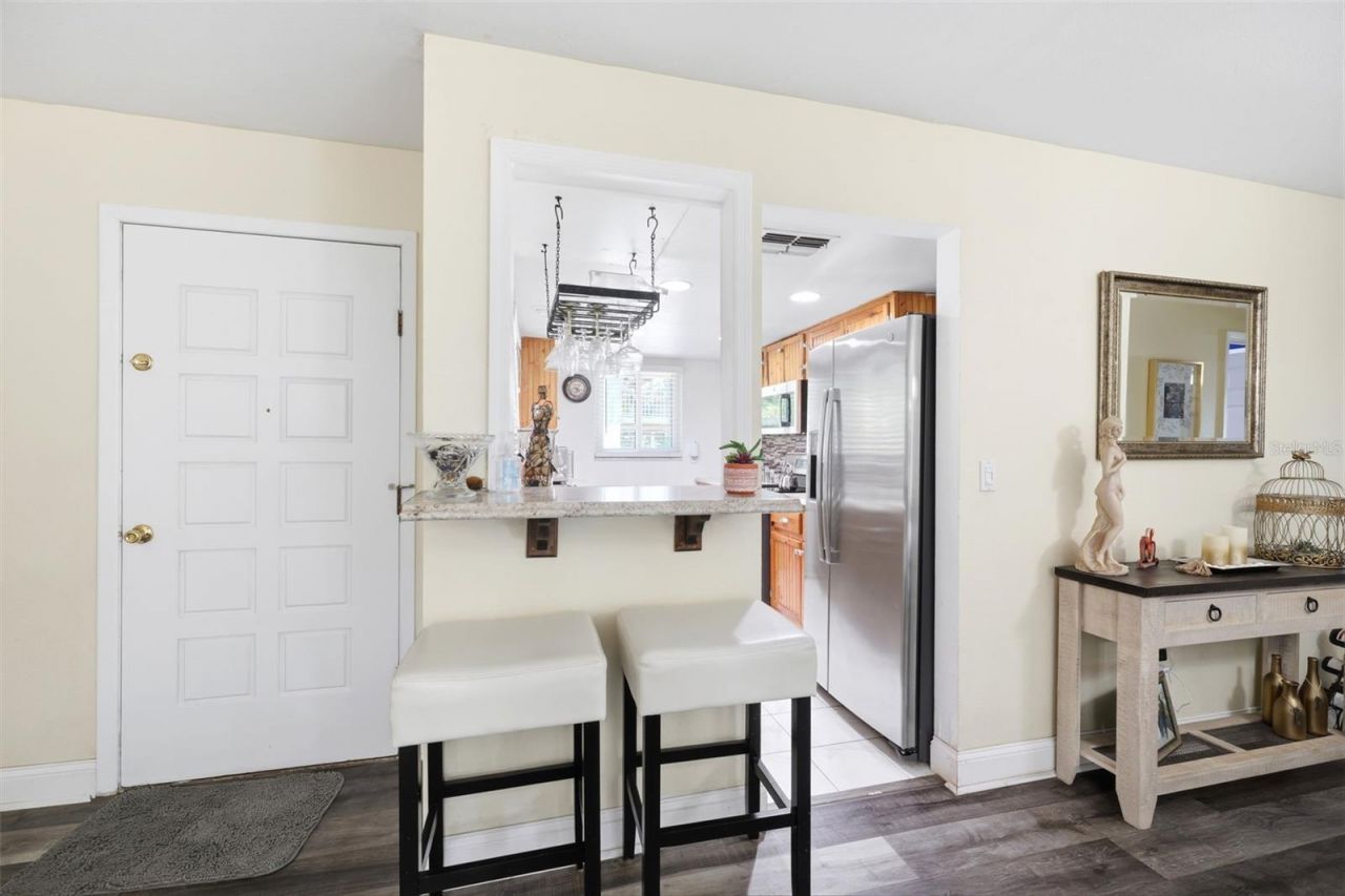 111 69th Avenue N, Saint Petersburg, FL 33702 Photo