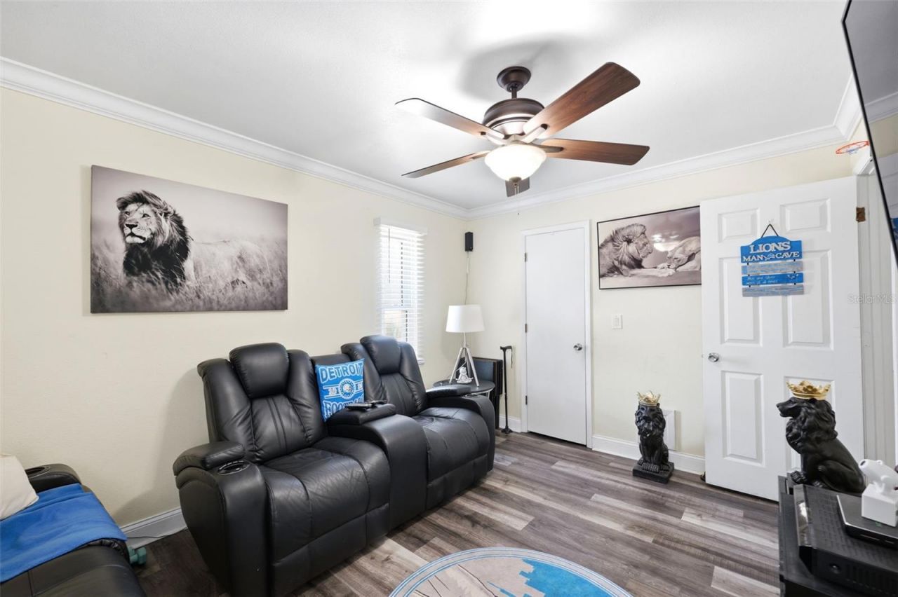 111 69th Avenue N, Saint Petersburg, FL 33702 Photo