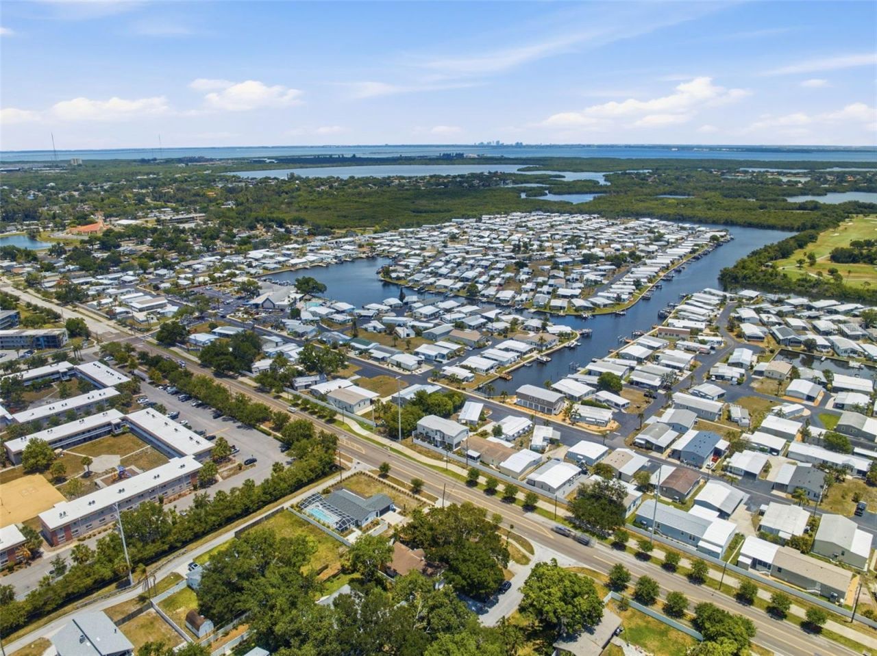 111 69th Avenue N, Saint Petersburg, FL 33702 Photo
