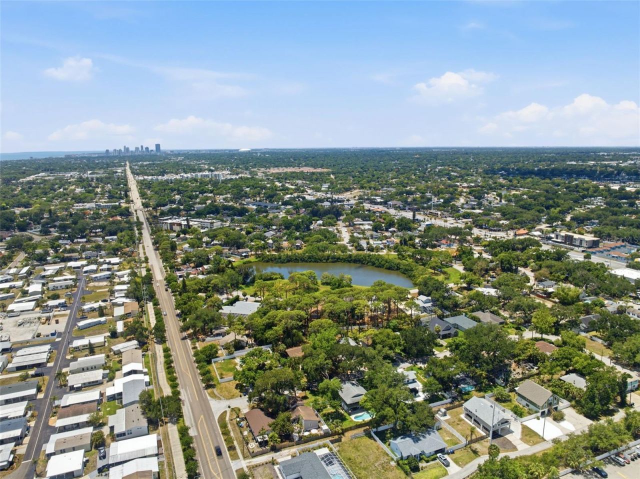 111 69th Avenue N, Saint Petersburg, FL 33702 Photo