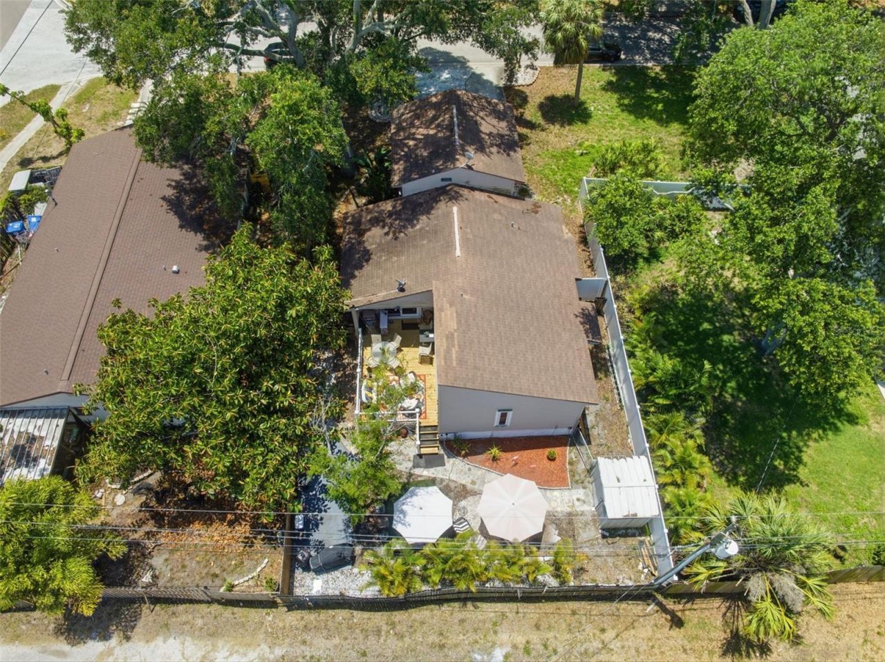 111 69th Avenue N, Saint Petersburg, FL 33702 Photo