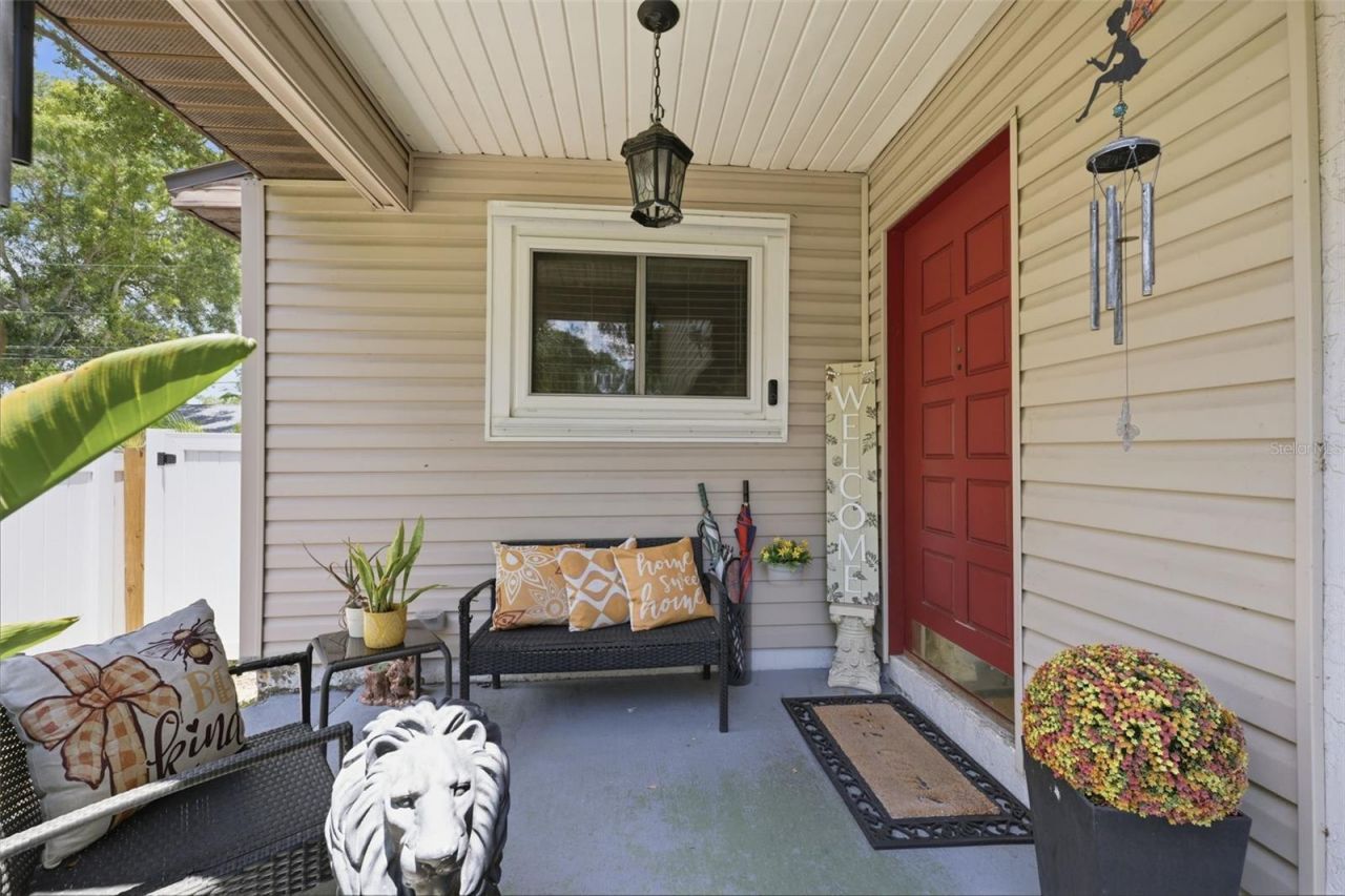 111 69th Avenue N, Saint Petersburg, FL 33702 Photo