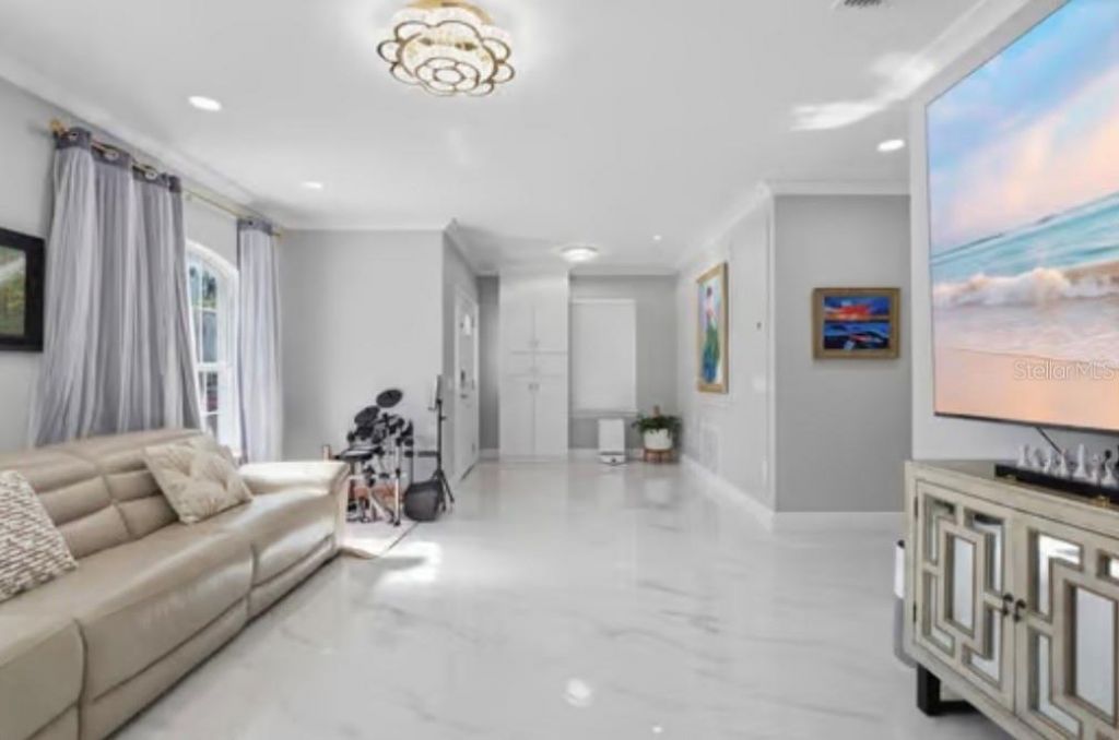 1046 Morris Avenue, Unit 1046, Orlando, FL 32803 Photo