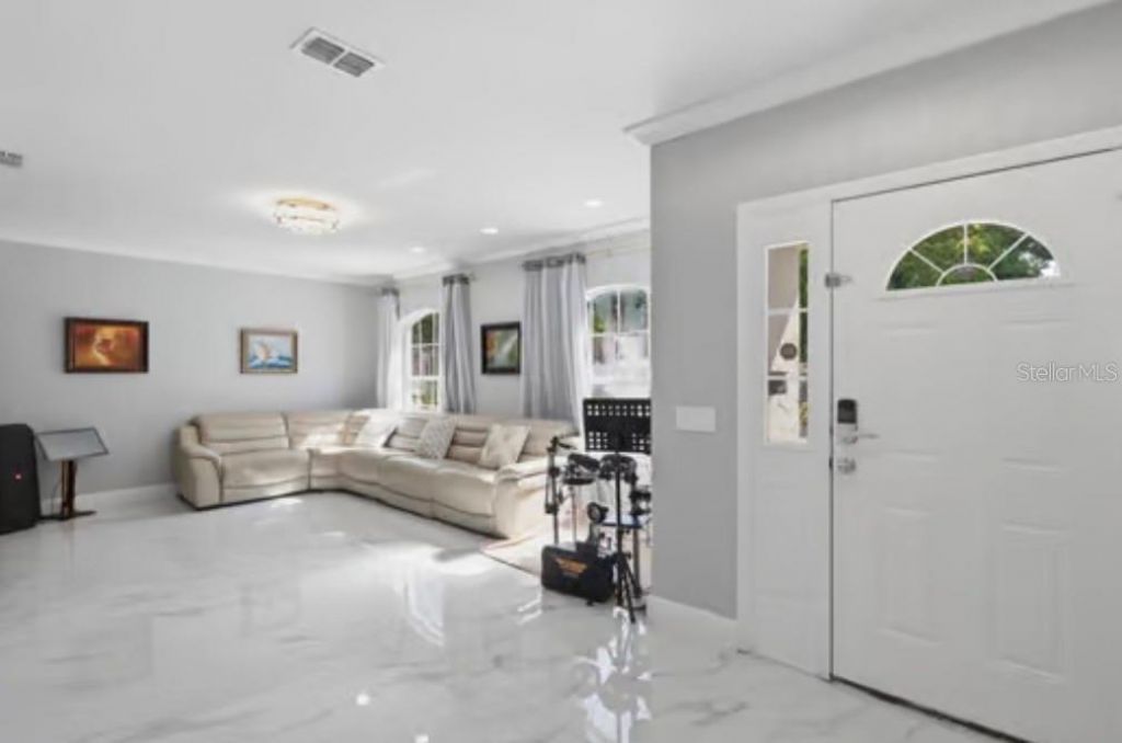 1046 Morris Avenue, Unit 1046, Orlando, FL 32803 Photo