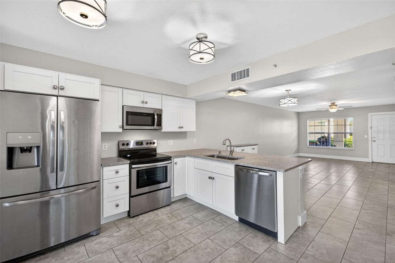 4910 Cougar Court N, Unit 103, Naples, FL 34109 Photo