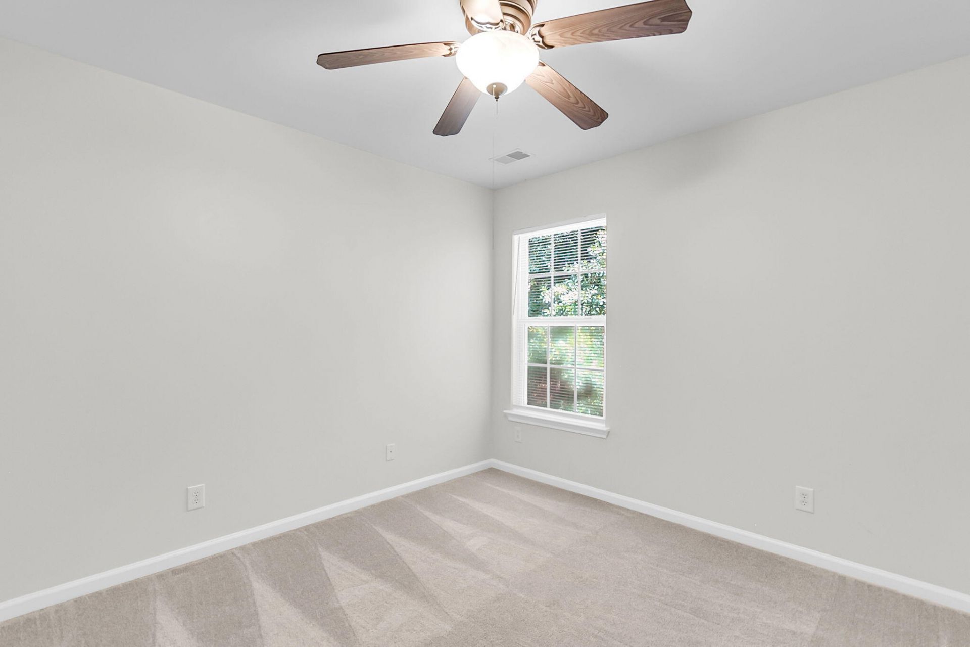 9126 Maple Grove Drive Photo 38