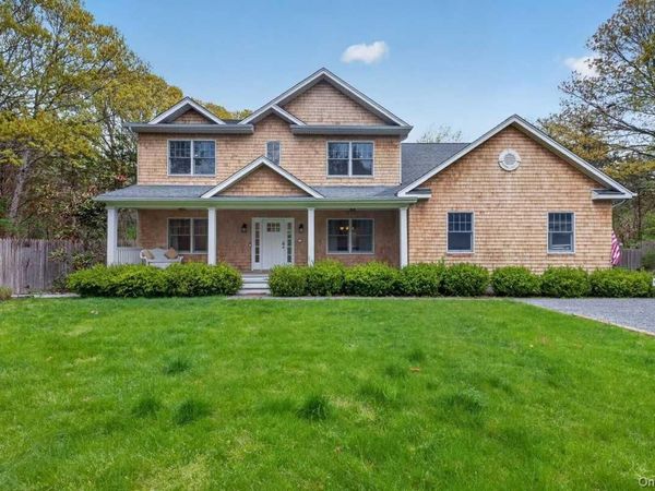 9 Briarsweet Lane, East Hampton, NY 11937