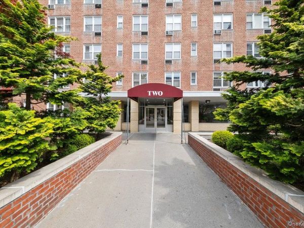 2 Sadore Lane , Unit 1V, Yonkers, NY 10710