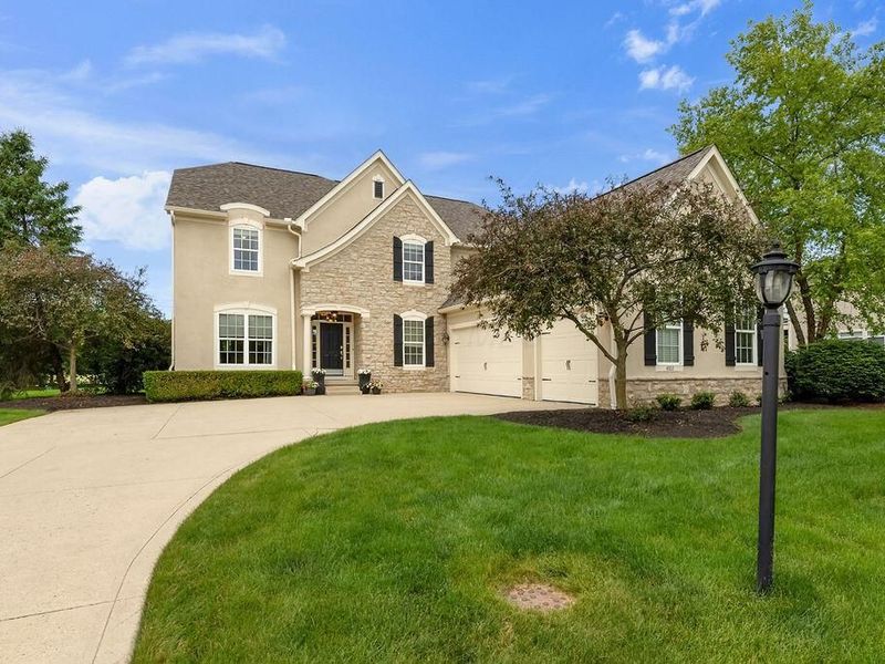 4322 Hickory Rock Drive, Powell, OH 43065 Photo 2
