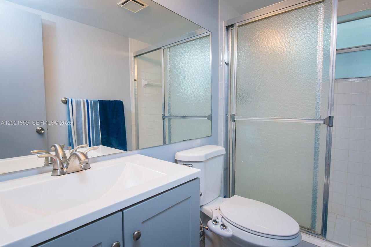 4650 Washington St, Unit 502, Hollywood, FL 33021 Photo