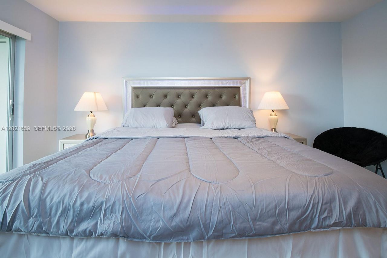 4650 Washington St, Unit 502, Hollywood, FL 33021 Photo