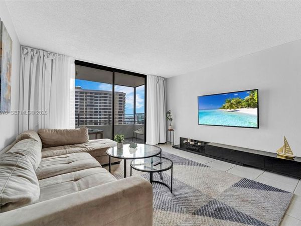 600 Three Islands Blvd , Unit 1615, Hallandale Beach, FL 33009