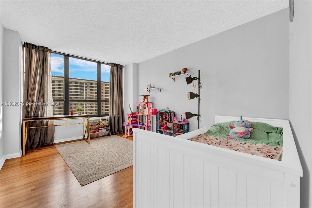 600 Three Islands Blvd, Unit 1615, Hallandale Beach, FL 33009 Photo