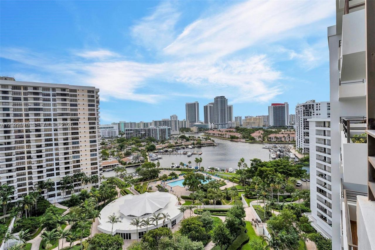 600 Three Islands Blvd, Unit 1615, Hallandale Beach, FL 33009 Photo