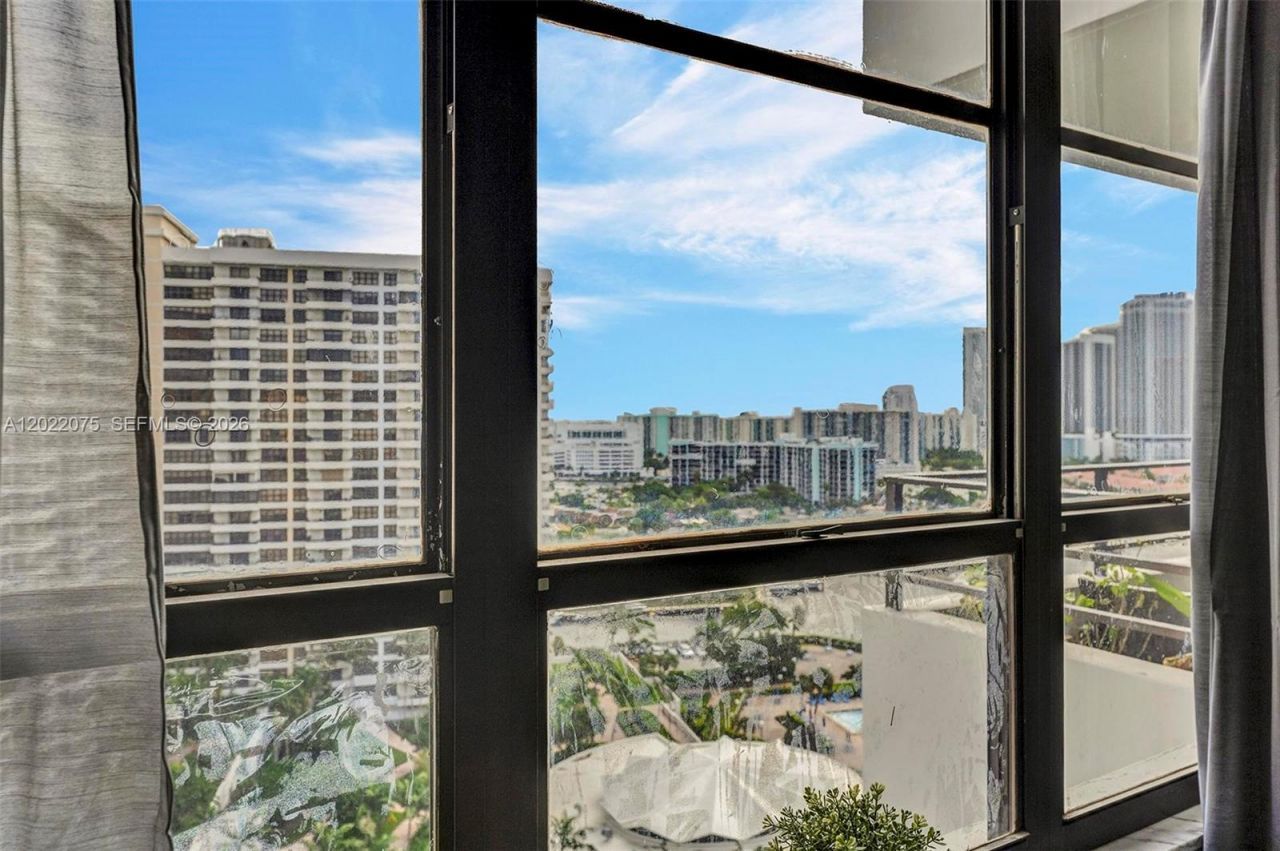 600 Three Islands Blvd, Unit 1615, Hallandale Beach, FL 33009 Photo