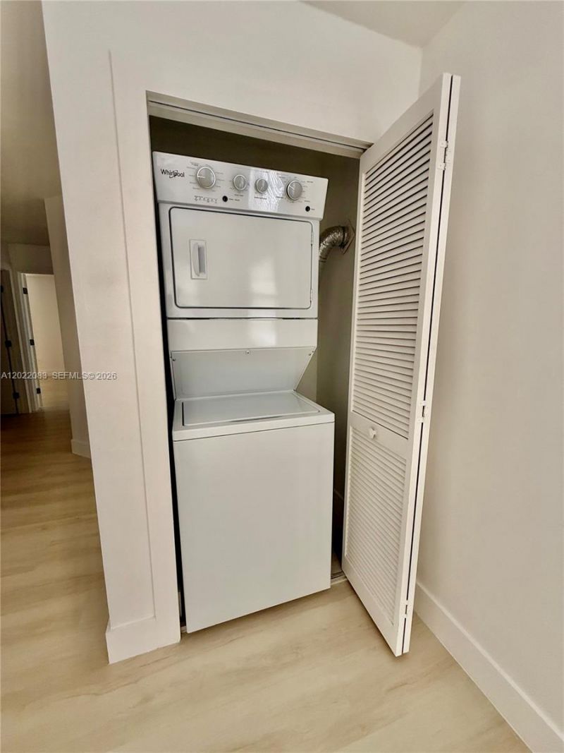 2652 SW 34th Ave, Unit REAR, Miami, FL 33133 Photo